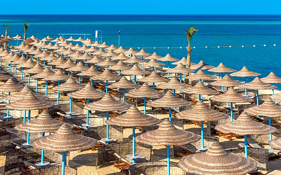 SUNRISE Riviera Resort