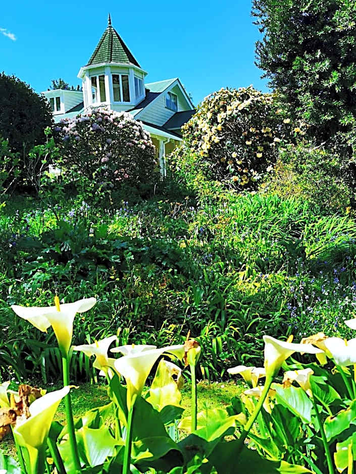 Country Villa Estate