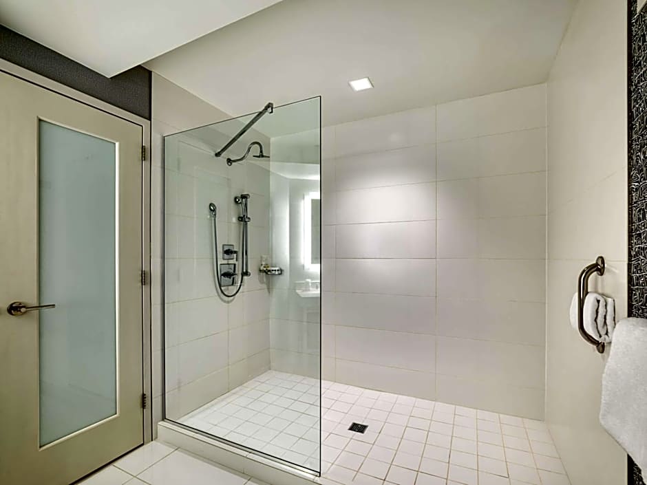 The Royal Sonesta Minneapolis Downtown