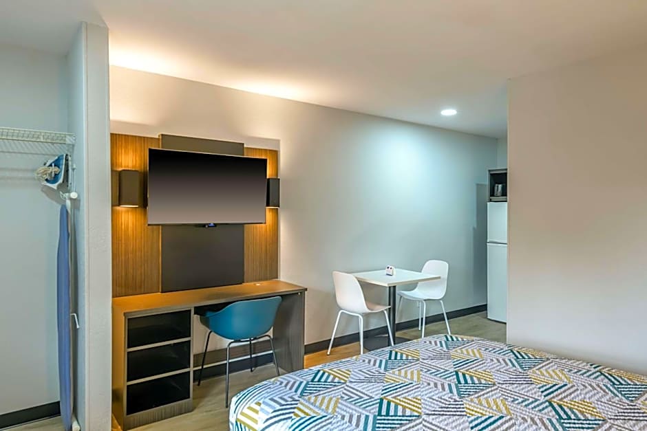 Studio 6 Columbus GA Columbus Airport