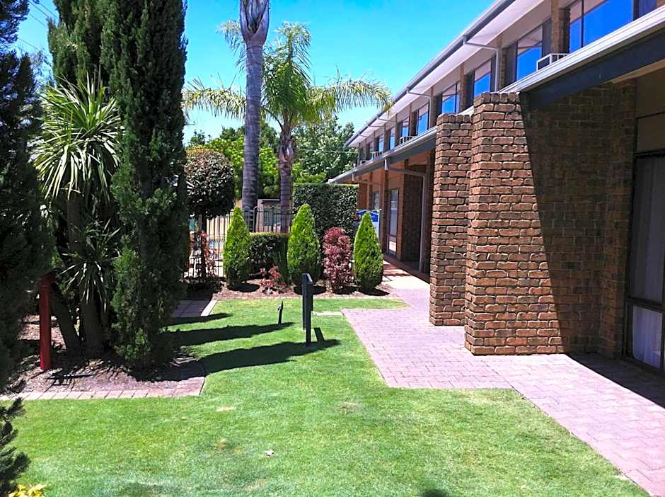 Marion Motel and Apartments