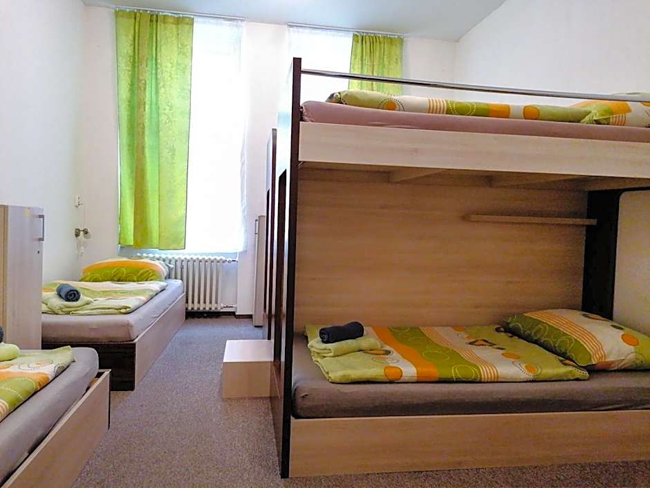 Hostel Vodna 1