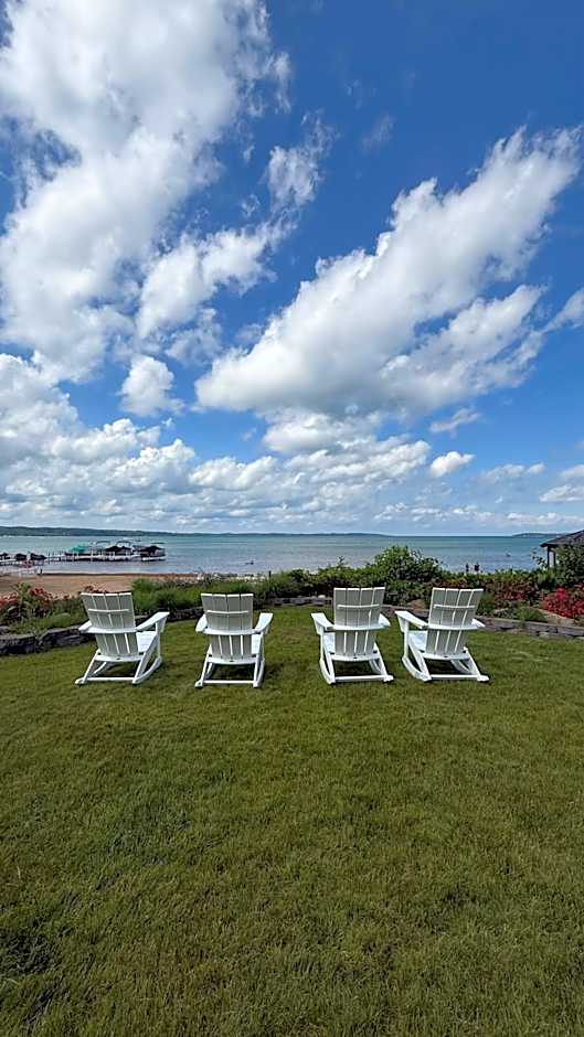 The Beach Haus - Traverse City