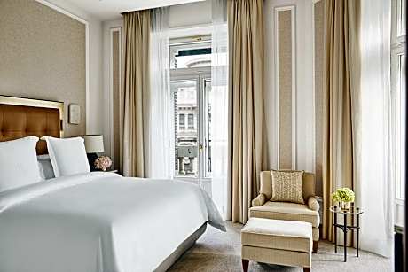 One Bedroom Suite King