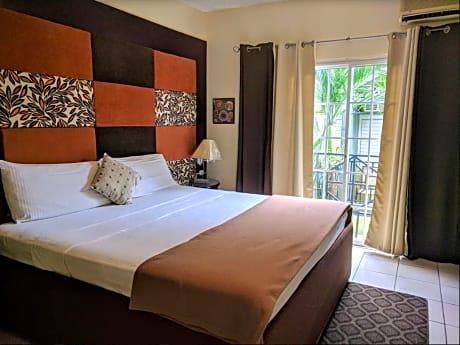 Christar Villas Hotel