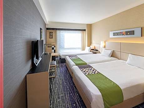 Moderate Twin Room with Sofa Bed - Non-Smoking