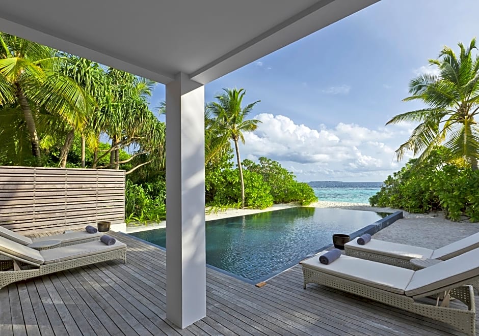 Dusit Thani Maldives