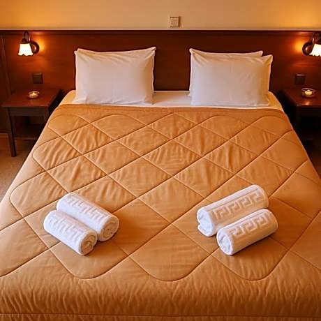 Double Room with Balcony and Sea View