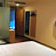 IU Hotel Anyang West Railway Station Yinxu Scenic Spot