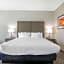 Holiday Inn Express & Suites East Tulsa - Catoosa