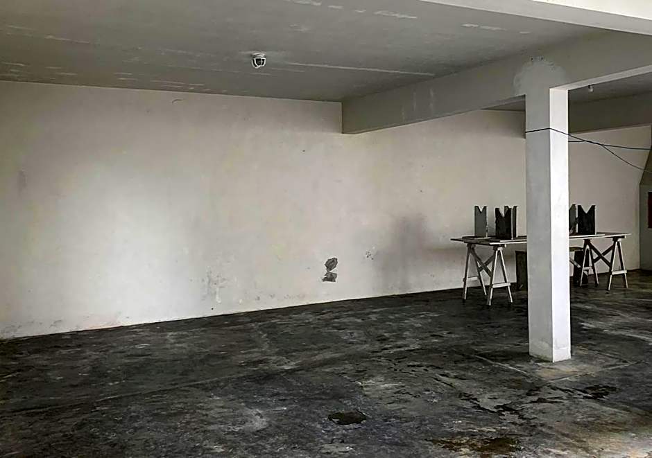 Casa de praia com boa ventilação garagem coberta para 3 carros 50m da praia