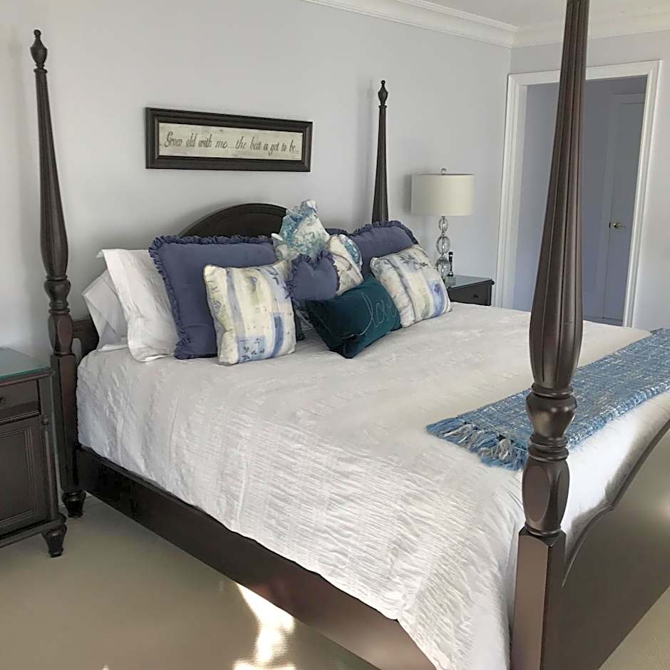 Molly's Retreat B and B