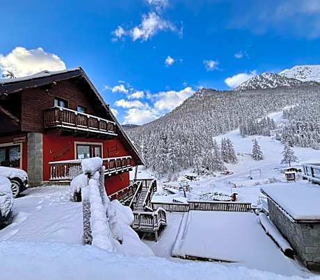 Hotel Piccolo Chalet