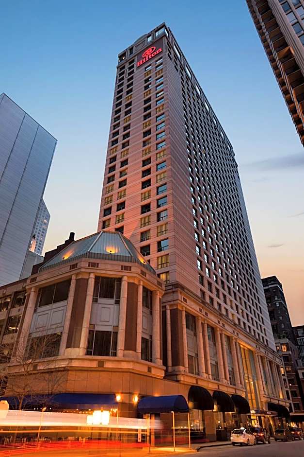 Hilton Chicago/Magnificent Mile Suites