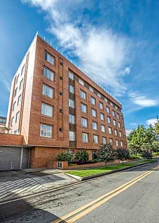 Apartamentos Plaza Suites