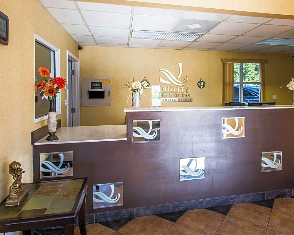 Quality Inn & Suites near Panama City Beach