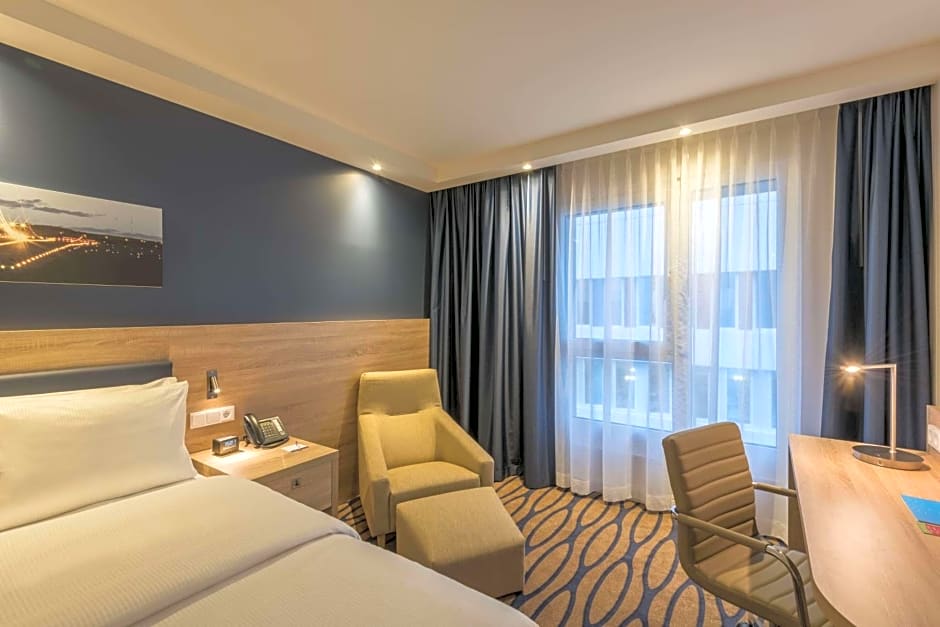 Hampton by Hilton Frankfurt Airport