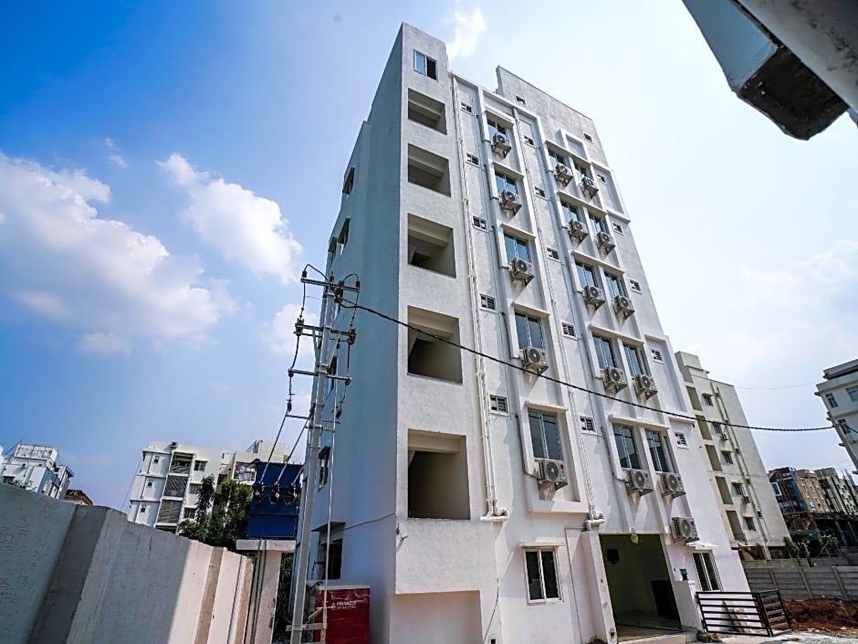 OYO 13163 Jaswitha Homes