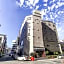 H  Hotel