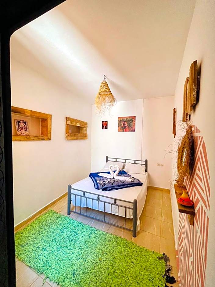 Sunrise Hostel Taghazout – Agadir, CO