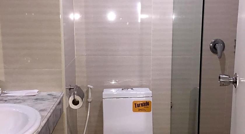 The Niran Grand Hotel