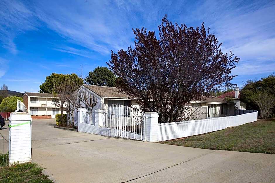 Redhill Cooma Motor Inn