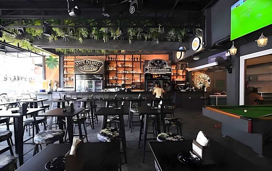KOKO Party Hostel