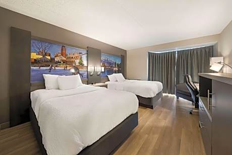 Double Room with Two Double Beds - Non-Smoking