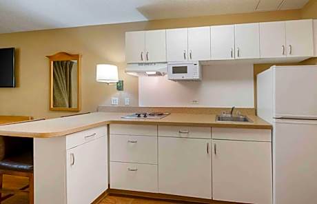 Queen Studio - Non-Smoking