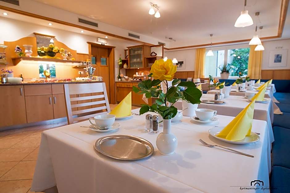 Kreuzstein Bed&Breakfast