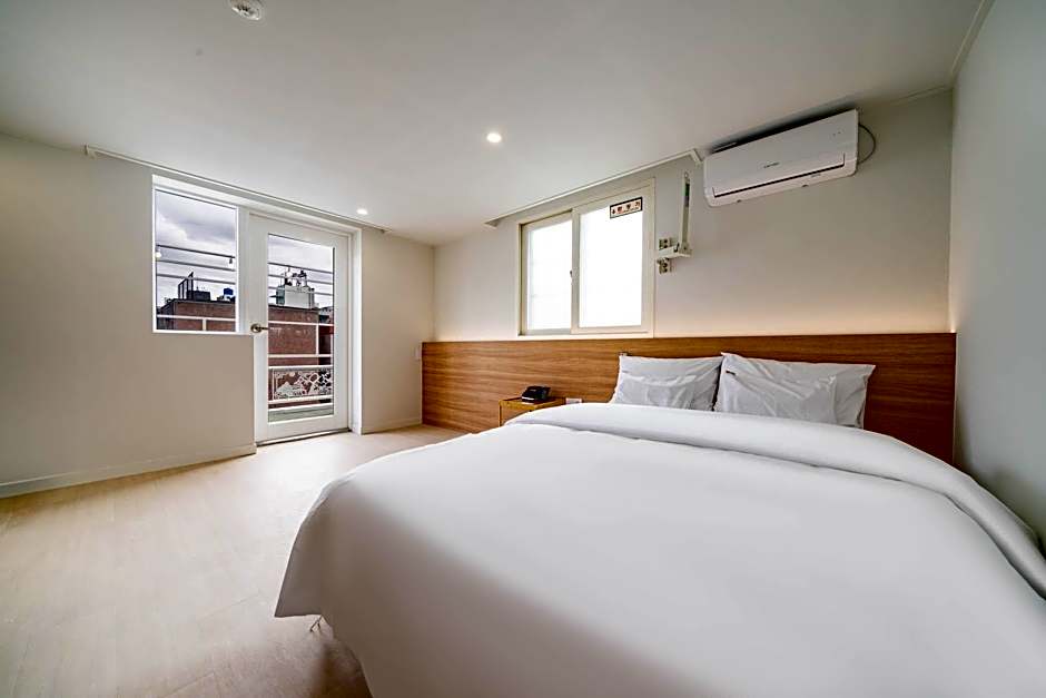 DongBaek Hotel Gohyeon