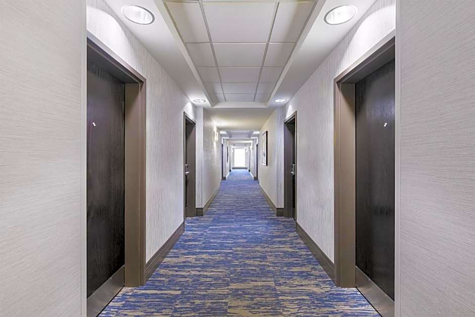 Best Western Premier Freeport Inn Calgary Airport