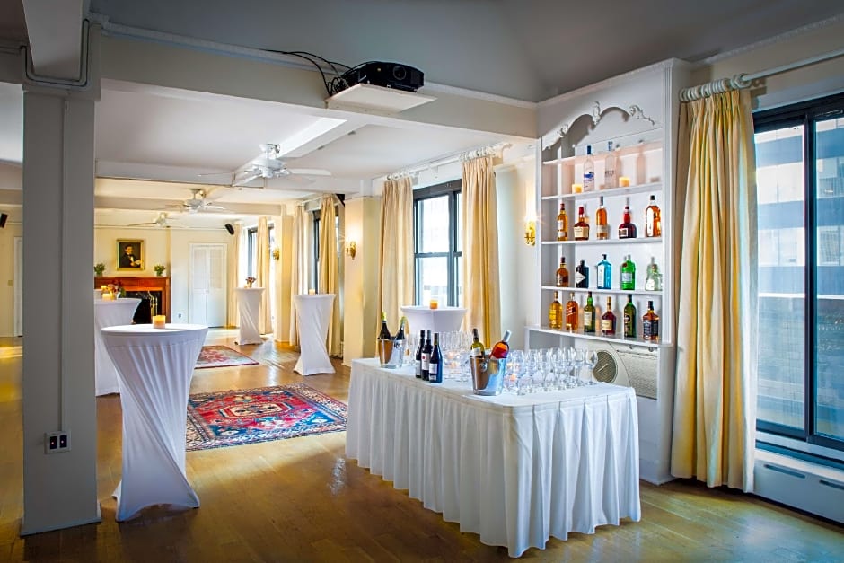 The Roger Smith Hotel