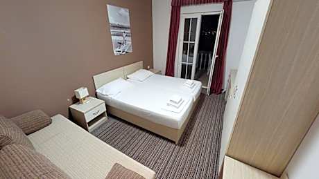 Triple Room with Balcony