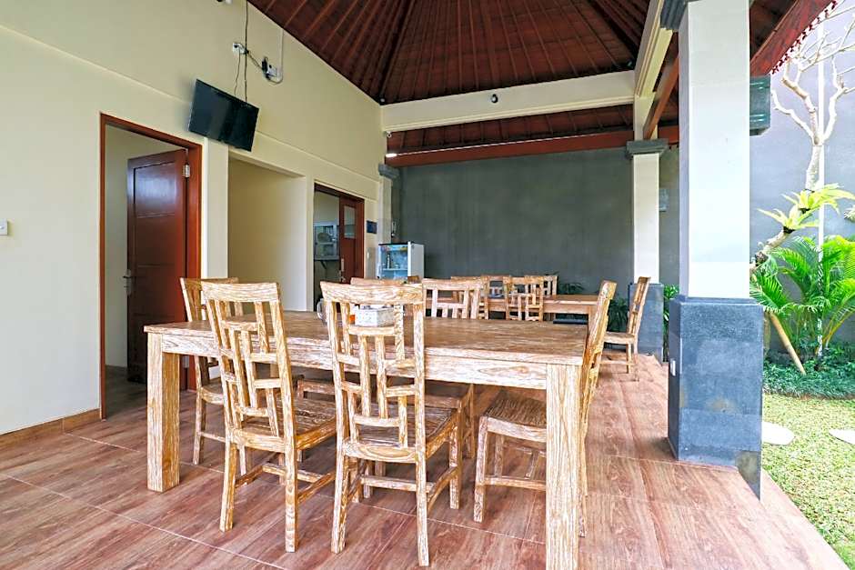 Lotus Bali Guest House – Canggu, CO