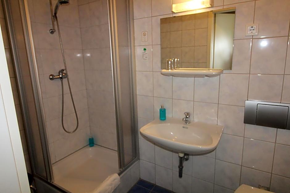 Hotel-Gasthof Opel Bed & Breakfast