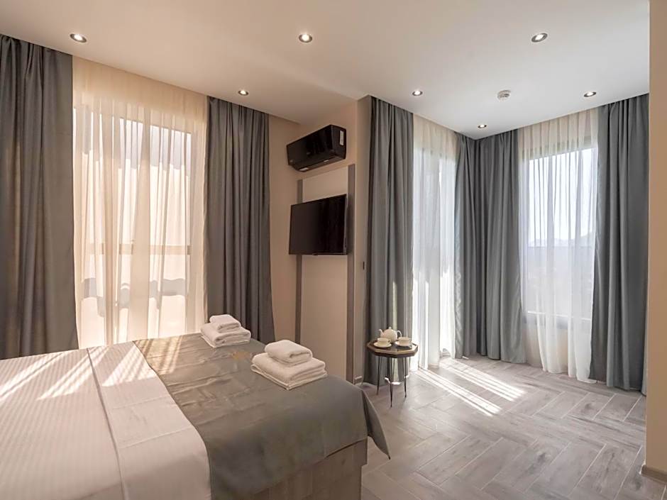 D Iman Hotel