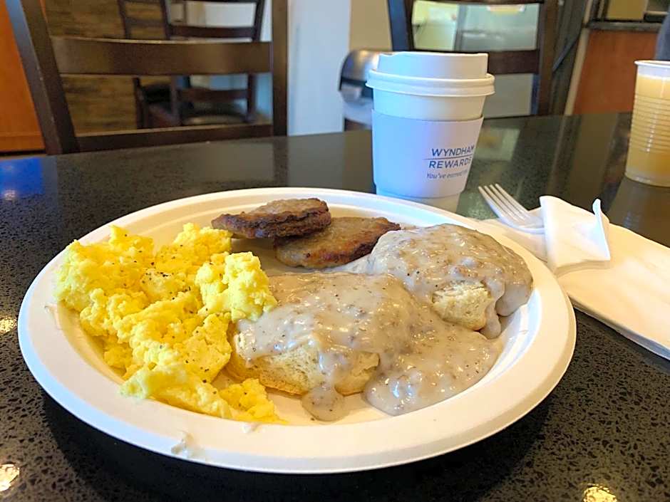 Ramada by Wyndham Portland