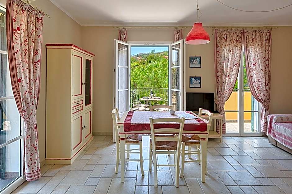 Casa Vacanze Nel Giardino di Renzo - Mareri apartments