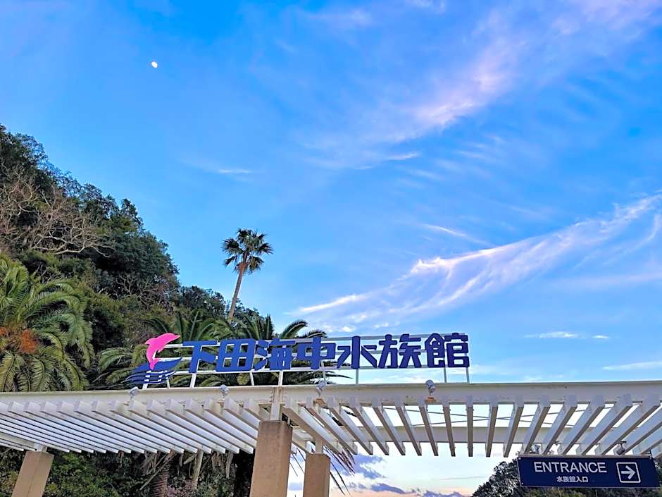 Guesthouse All you need - All rooms have an ocean view!