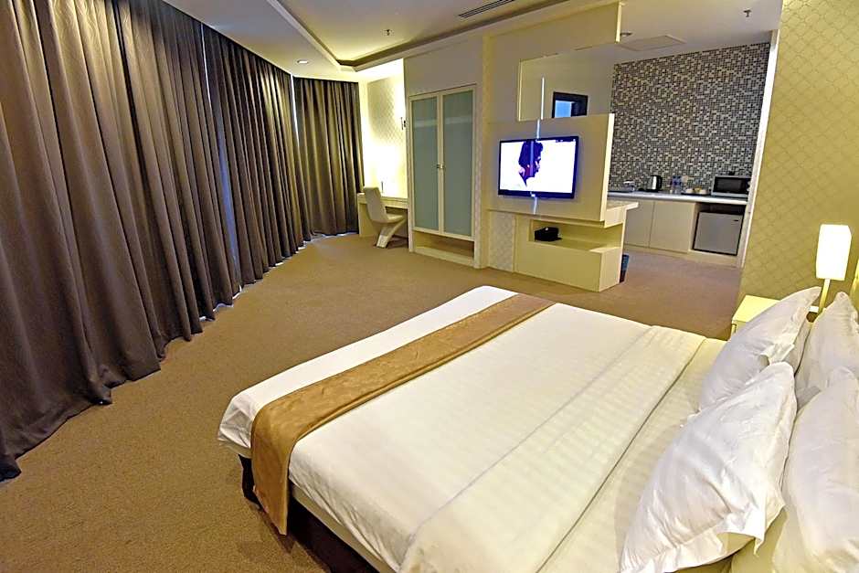 Photo 1 of 5 of Premier Studio