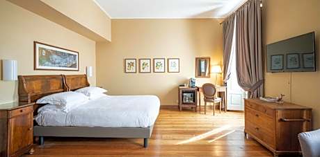 Junior Suite Triple with Spa Access