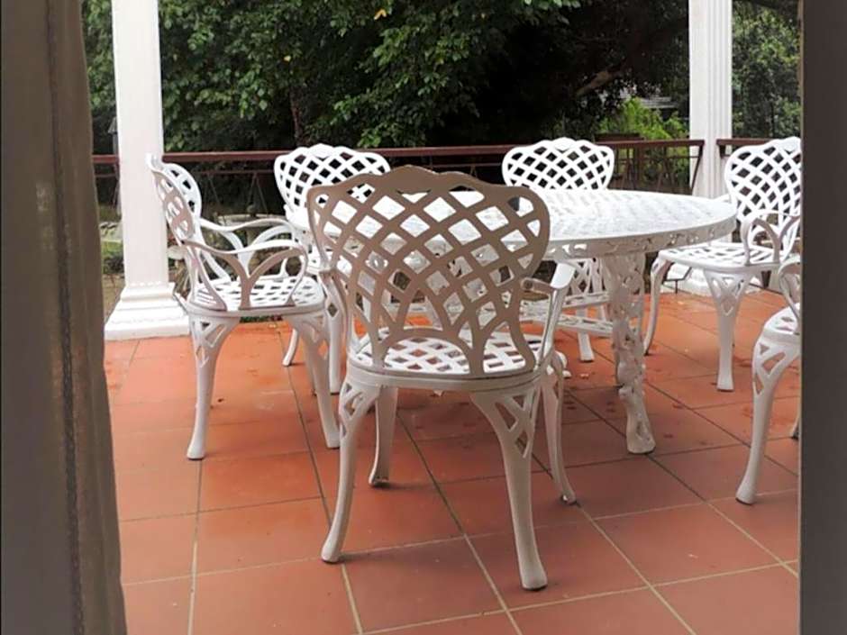 Gentle Breeze Retreat