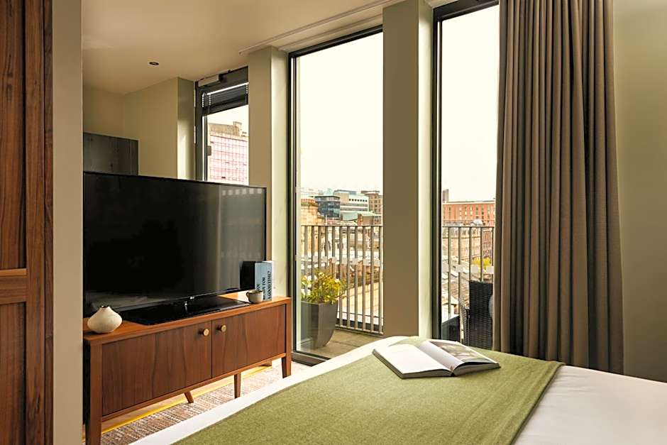 Zdjęcie 1 z 6 — Penthouse Studio