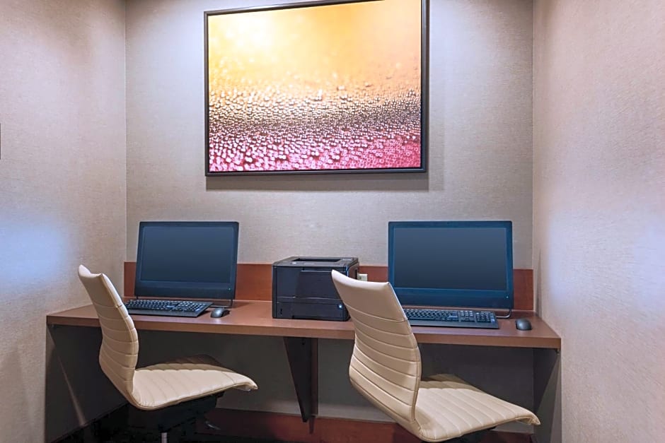 Hyatt Place Milwaukee Airport