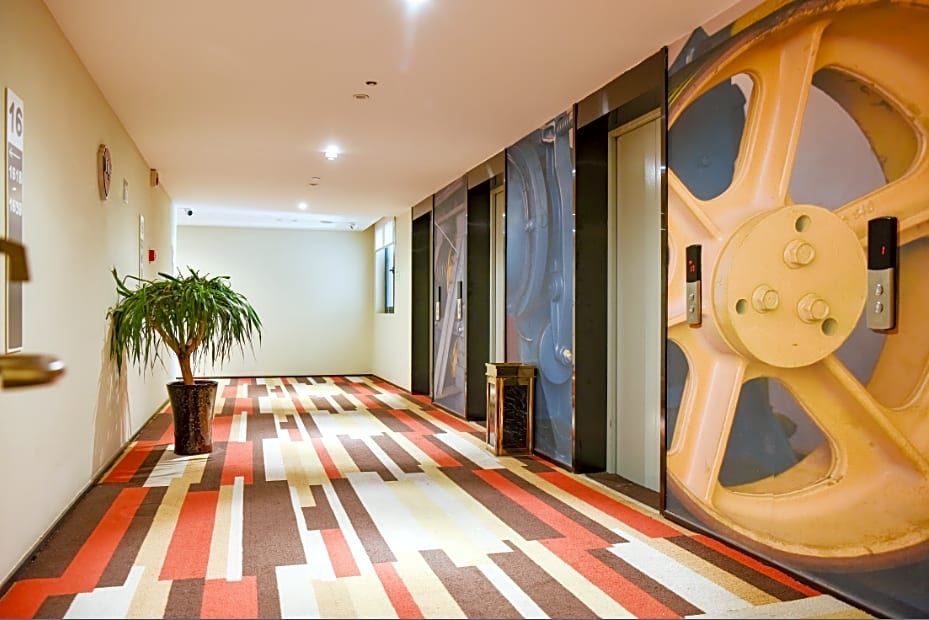 ibis Xi'an North Railway Station