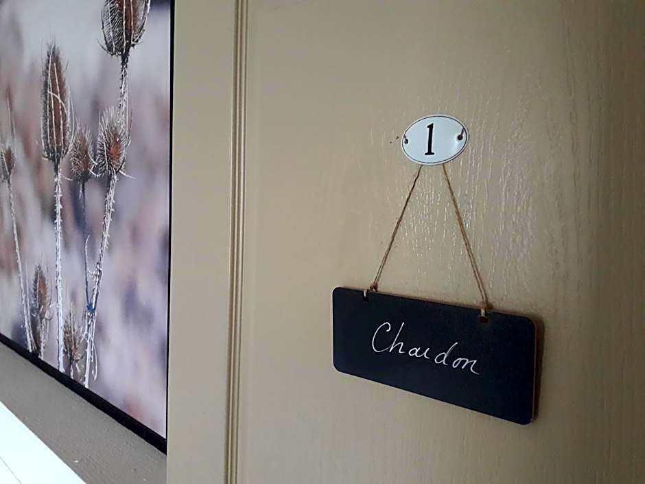 Hôtel-Restaurant "Chez Carrière"