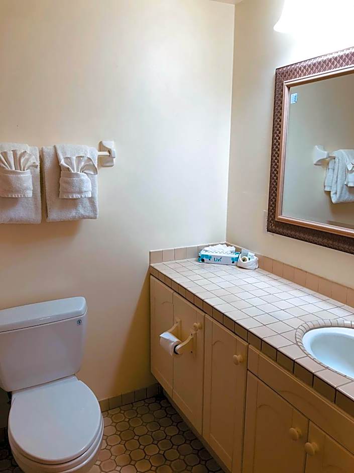 Pacific Grove Inn