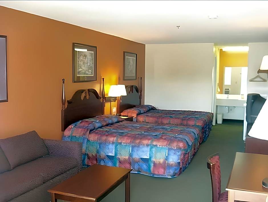 Coach Inn - Summerville