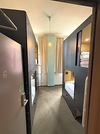 Bed in 4-Bed Mixed Dormitory Room